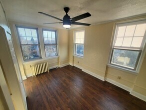 415 County St, Unit 512 in New Bedford, MA - Building Photo - Building Photo