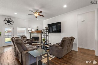 4926 Olivia Ln in Wichita Falls, TX - Building Photo - Building Photo