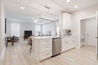The Flats at Keystone in Evansville, IN - Foto de edificio - Interior Photo