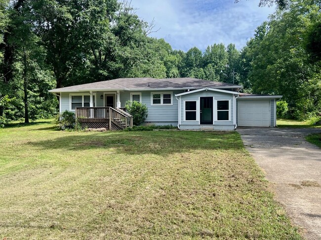 2033 Univeter Rd