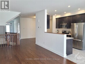 22 Nettle Cres in Ottawa, ON - Building Photo - Building Photo
