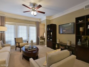1445 Monroe Dr NE-Unit -Apt C18 in Atlanta, GA - Building Photo - Building Photo