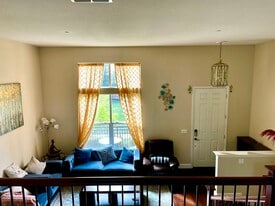 353 Esfahan Ct in San Jose, CA - Building Photo