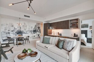 601 NE 1st Ave in Miami, FL - Building Photo