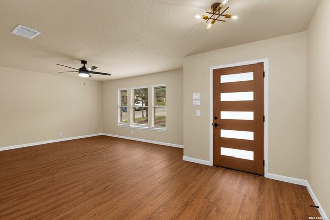 10802 Winter Creek in San Antonio, TX - Foto de edificio - Building Photo