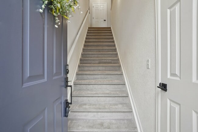 4271 S Blackhawk Cir in Aurora, CO - Building Photo - Building Photo