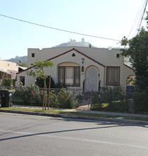 5106 Echo St in Los Angeles, CA - Foto de edificio - Building Photo