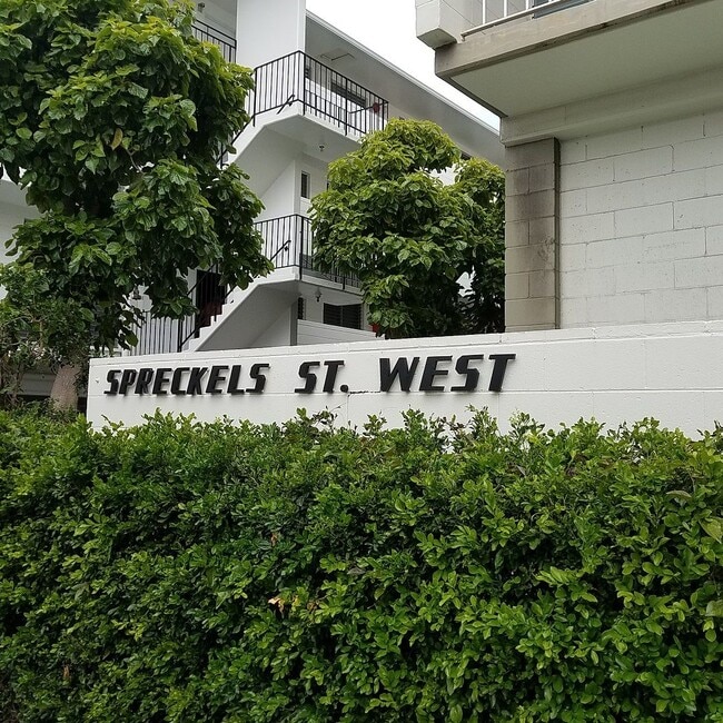 1520 Spreckels St in Honolulu, HI - Building Photo - Building Photo