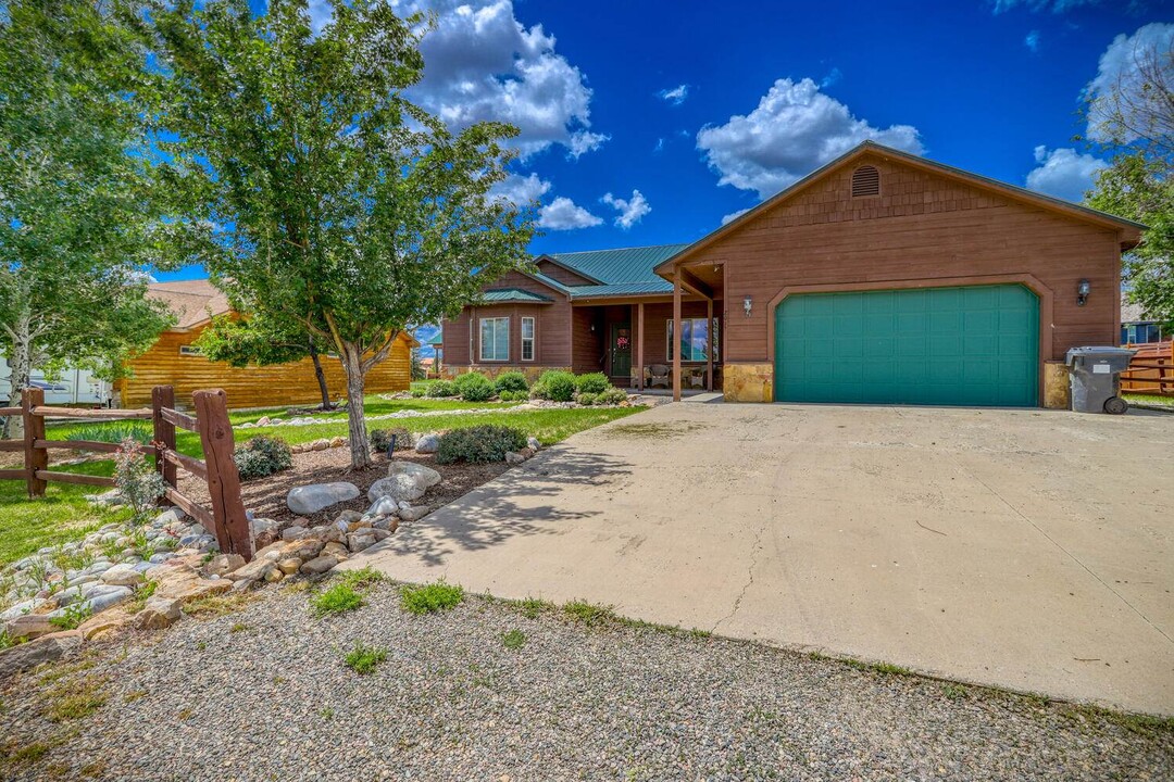 2013 Antelope Ave in Pagosa Springs, CO - Building Photo