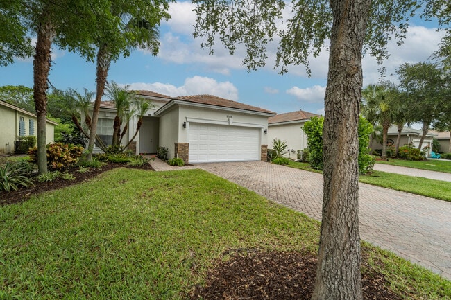 property at 9588 SW Flowermound Cir