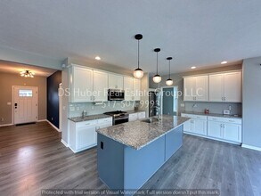 2960 Medinah Dr in Okemos, MI - Building Photo - Building Photo