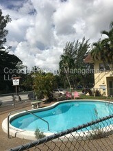 1417 SW 2nd St-Unit -1 in Fort Lauderdale, FL - Building Photo - Building Photo