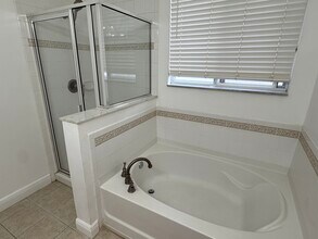 502 First Cape Coral Dr in Winter Garden, FL - Building Photo - Building Photo