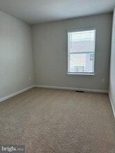 102 Willett Holw St in Stephens City, VA - Building Photo - Building Photo