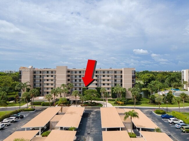 6562 Boca Del Mar Dr in Boca Raton, FL - Building Photo - Building Photo