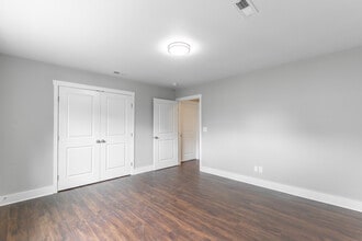 4719 Heiskell Dr in Chattanooga, TN - Foto de edificio - Building Photo