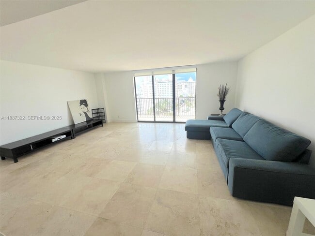 property at 1800 Collins Ave