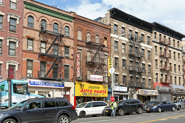 2186 Amsterdam Ave in New York, NY - Building Photo - Building Photo