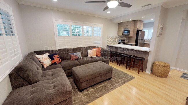 4102 Ingraham St in San Diego, CA - Building Photo - Building Photo