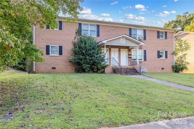 428 S 4th St, Unit 2 in Albemarle, NC - Building Photo - Building Photo