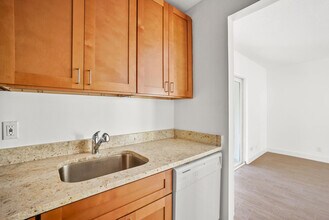 12054 Ellison Wilson Rd in North Palm Beach, FL - Building Photo - Building Photo