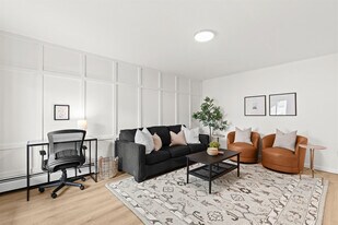 22 2nd St in Mount Clemens, MI - Building Photo