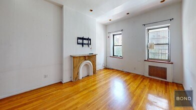 1413 2nd Ave in New York, NY - Building Photo - Building Photo