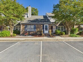 121 Tidal Dr in Newport News, VA - Building Photo - Building Photo