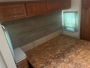 433 HCR 2105 Loop N in Whitney, TX - Building Photo - Building Photo