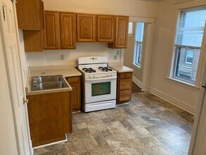 2308 W 4th St in Duluth, MN - Building Photo - Building Photo