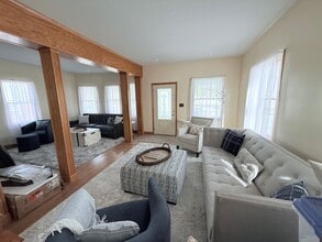 5539 South St in Vermilion, OH - Foto de edificio - Building Photo