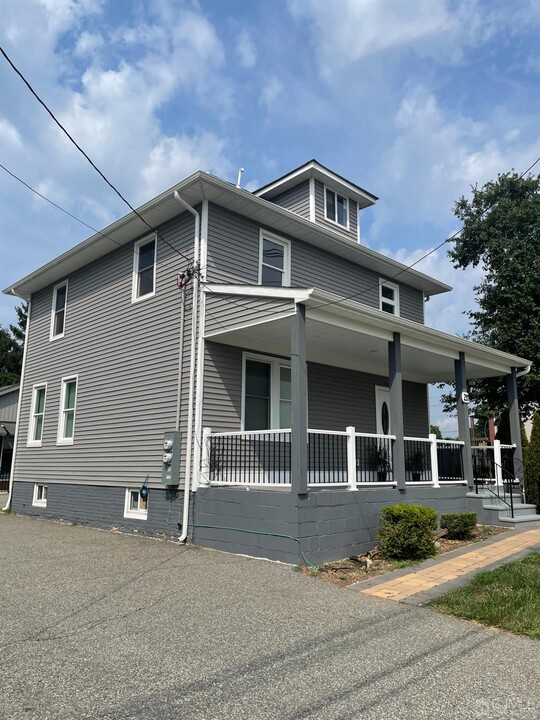 239 Old Bridge Turnpike in East Brunswick, NJ - Building Photo