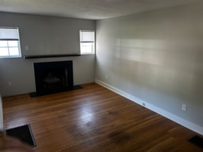 4014 Springhill Rd in Louisville, KY - Building Photo - Building Photo