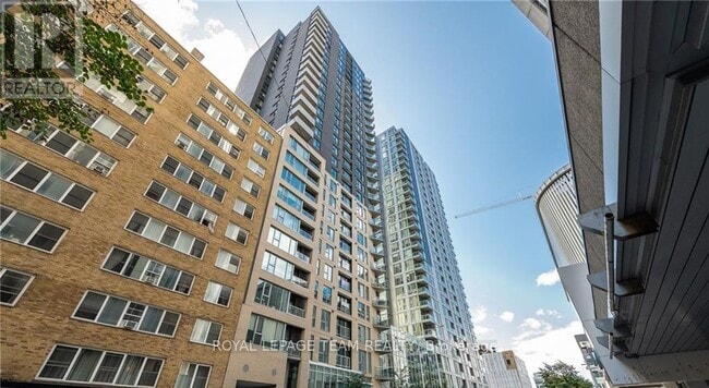 property at 40 Nepean St