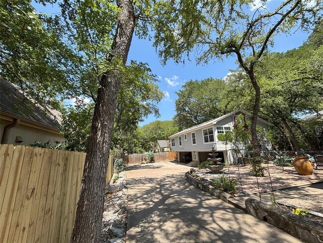 1702 Exposition Blvd in Austin, TX - Foto de edificio - Building Photo