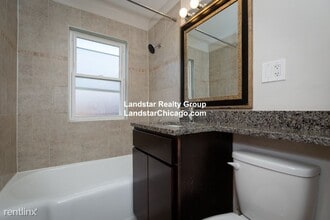 2106 W Foster Ave in Chicago, IL - Building Photo - Building Photo