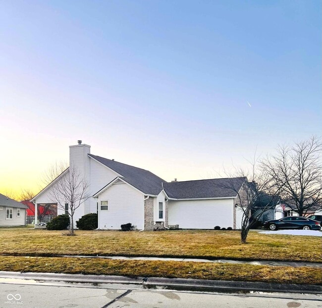 126 Tracy Ridge Blvd in Whiteland, IN - Building Photo - Building Photo