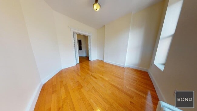 852 Amsterdam Ave in New York, NY - Building Photo - Building Photo