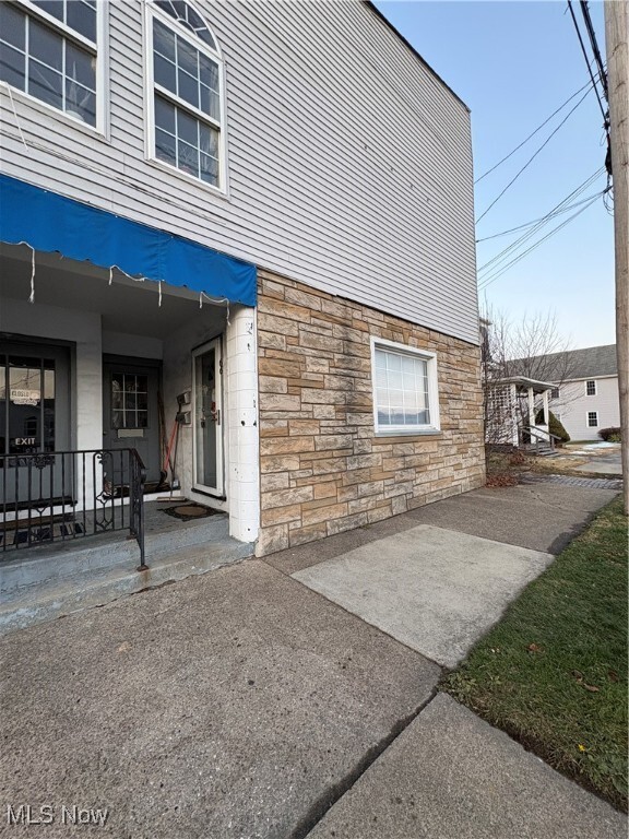 property at 66 W Main St