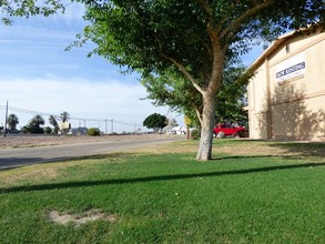 290 Cattle Call Dr in Brawley, CA - Building Photo - Building Photo