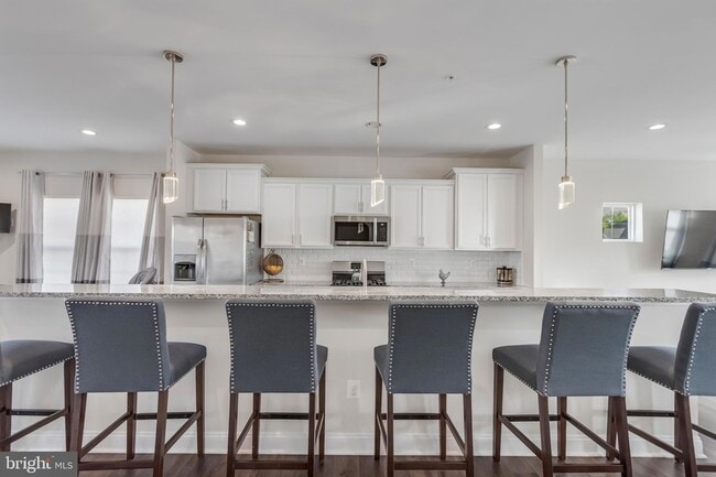 11411 Tolkien Ave in Waldorf, MD - Building Photo - Building Photo