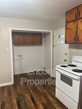 2222 McKnight Mill Rd in Greensboro, NC - Building Photo - Building Photo