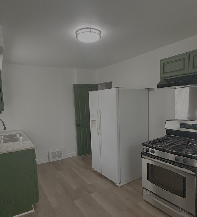 5041 Jefferson St, Unit 5041