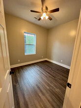 217 Pearl St, Unit 5 in New Albany, IN - Building Photo - Building Photo