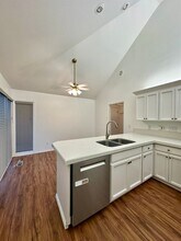 1924 Spicetree Ln SE in Salem, OR - Building Photo - Building Photo