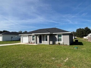 13187 SW 103rd Pl in Dunnellon, FL - Building Photo - Building Photo