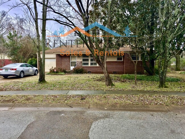 property at 2017 Lance Rd NW