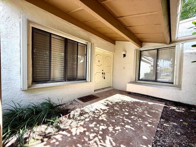 5670 Piping Rock Dr in Boynton Beach, FL - Building Photo - Building Photo