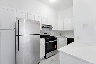 136A Clendenny Ave in Jersey City, NJ - Building Photo - Building Photo