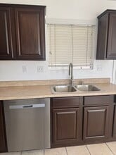 3481 Grant St in Corona, CA - Building Photo - Building Photo